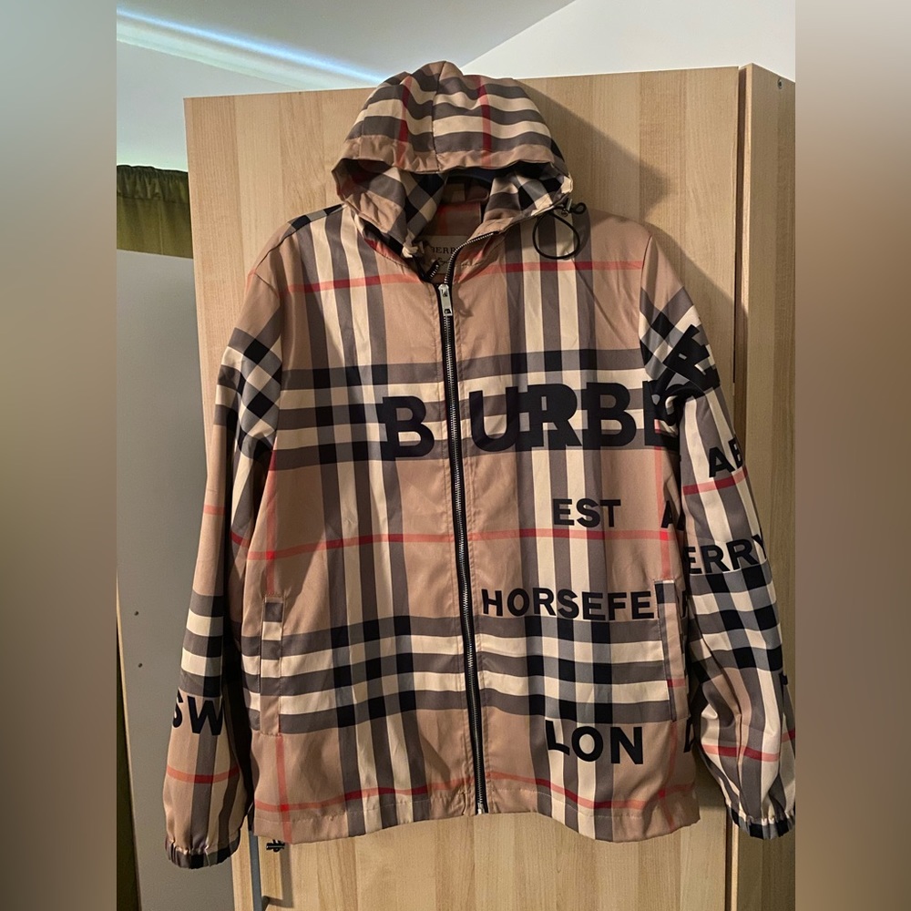 Burberry lightweight jacket